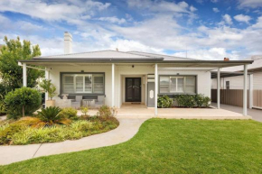 Central Entertainer's Paradise, Wodonga